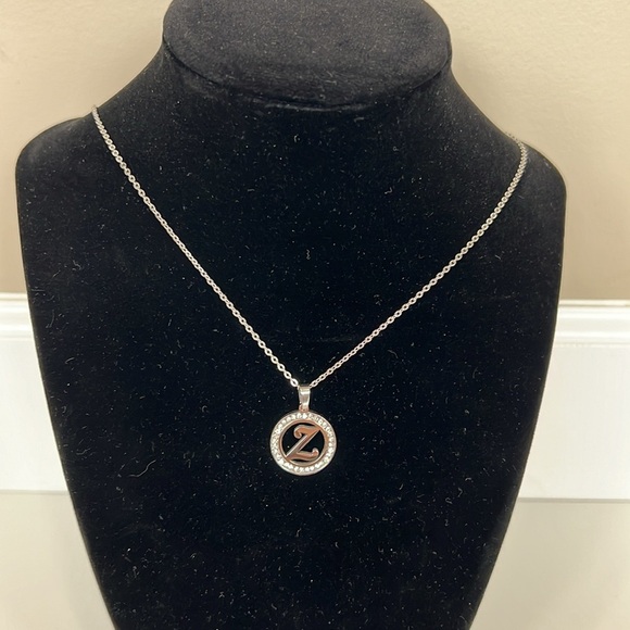 NWT Dainty Round Alphabet Necklaces - Picture 1 of 8